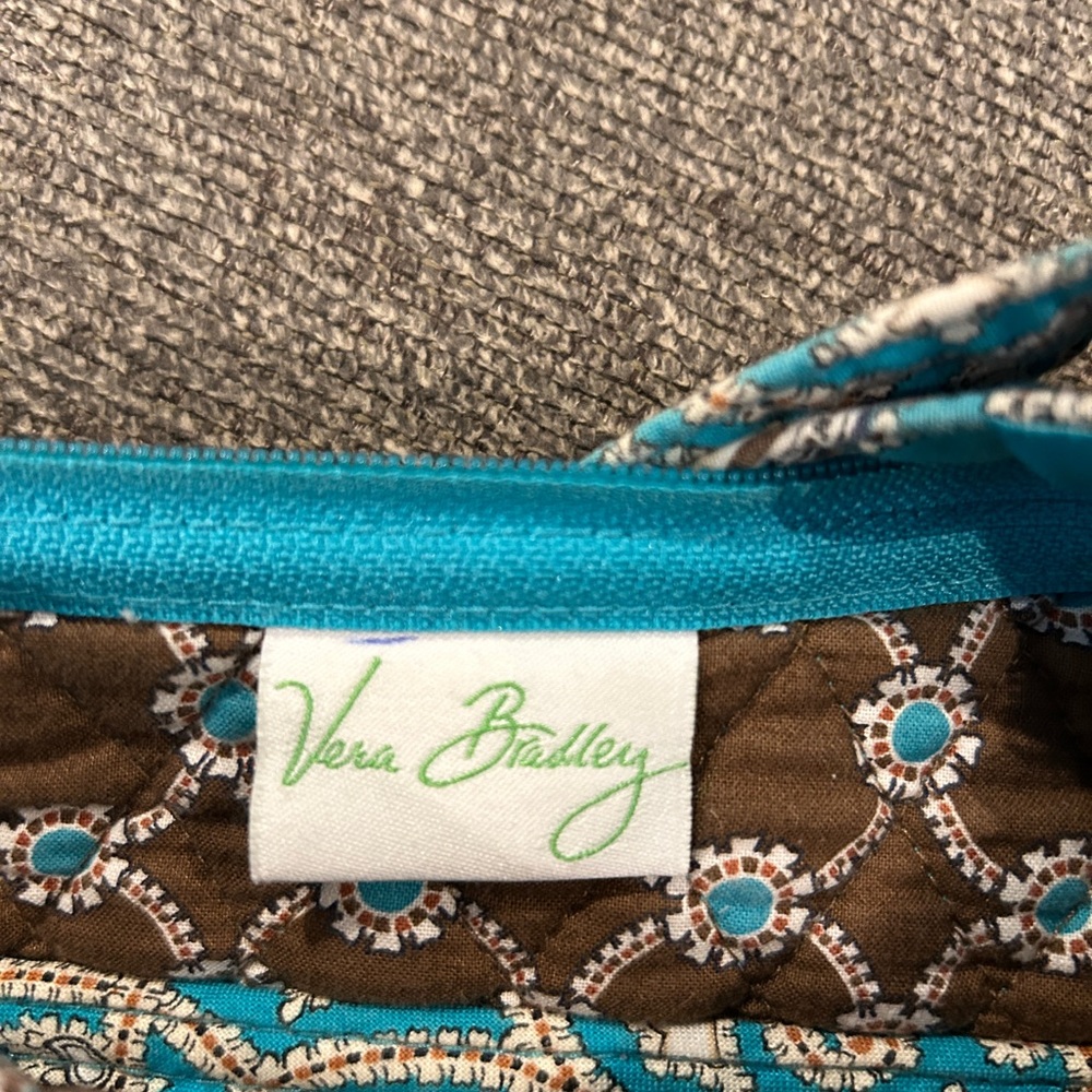 Vera Bradley Lisa B totally turquoise pattern purse - Picture 3 of 6